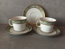 2 Kaffeetassen und 3